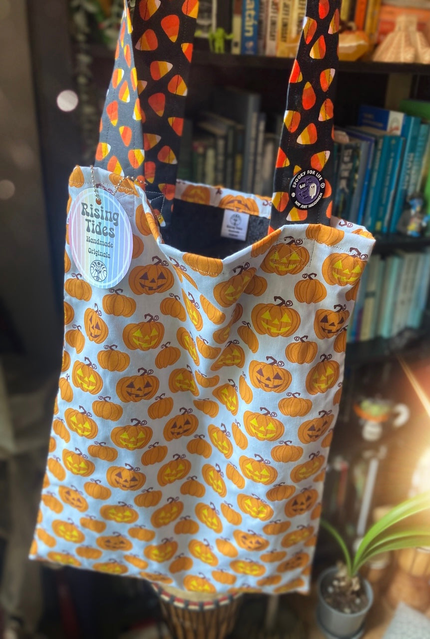 ALWAYS SPOOKY - Fully Lined Handmade Tote Bag with *FREE Pin*