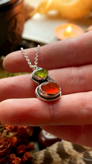 WILDWOODS Handmade Sterling Silver Necklace with Peridot & Carnelian