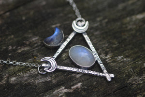 LUNAR TIDES Necklace with Rainbow Moonstone