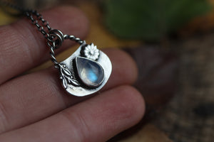 HEDGEWITCH Sterling Silver Cauldron Necklace with Rainbow Moonstone