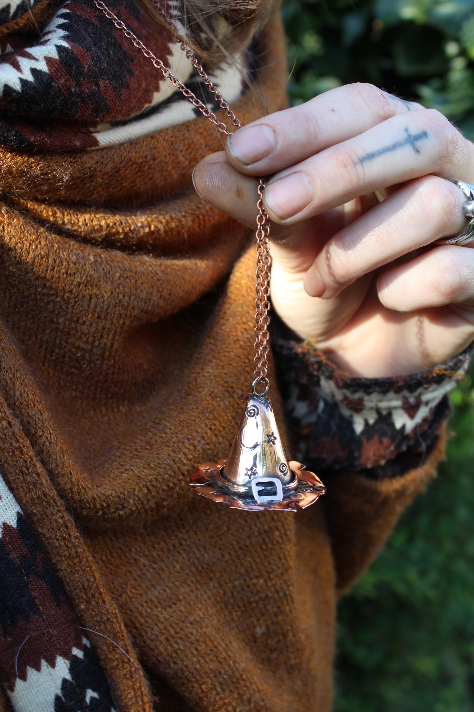 HOCUS POCUS Handmade Copper Witches Hat Necklace