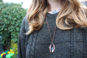 FLUID Handmade Copper Necklace with Garnet