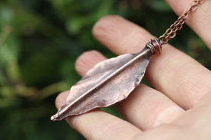 FLUID Handmade Copper Necklace with Garnet