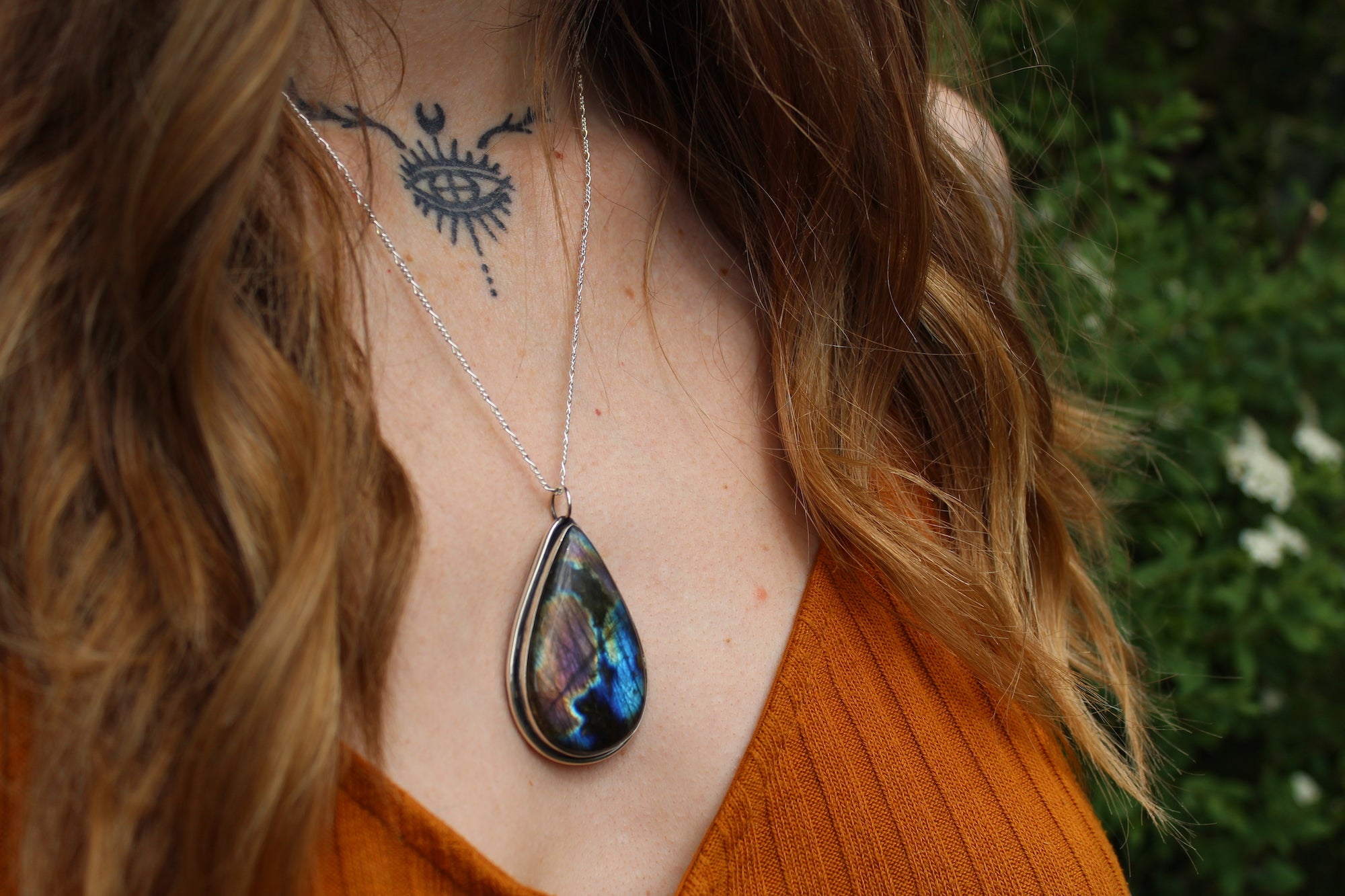 SHADOWPLAY Sterling Silver Necklace with Rainbow Labradorite