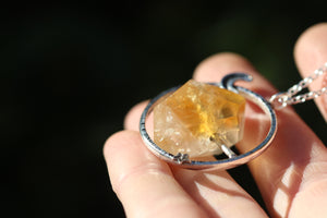 CHWARAE Sterling Silver Soothing Necklace with Citrine